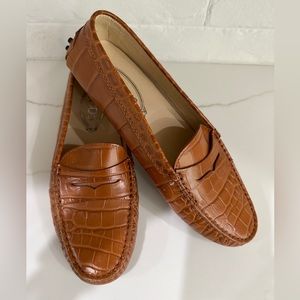 Tod’s Alligator Embossed Leather Driving Shoes Size 38